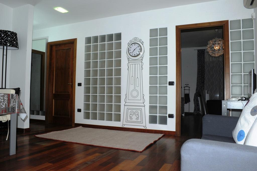 Apartment Oltremarestudios Neapel Rum bild